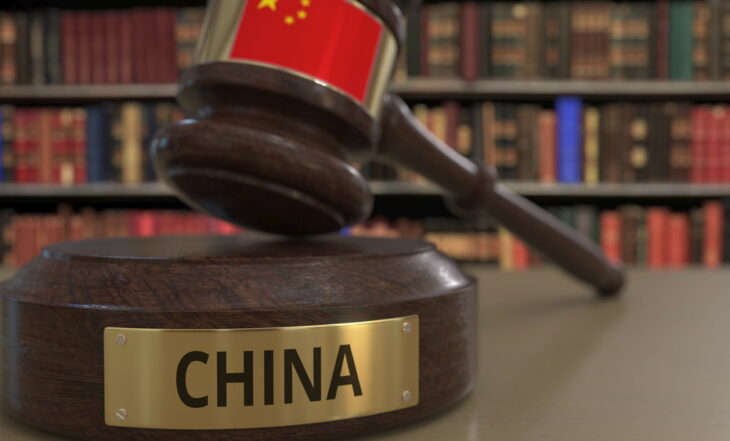 Chiny z nowymi przepisami, ale i z problemami