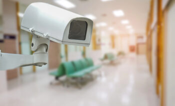 Monitoring w placówkach medycznych. Najczęstsze błędy i ich konsekwencje